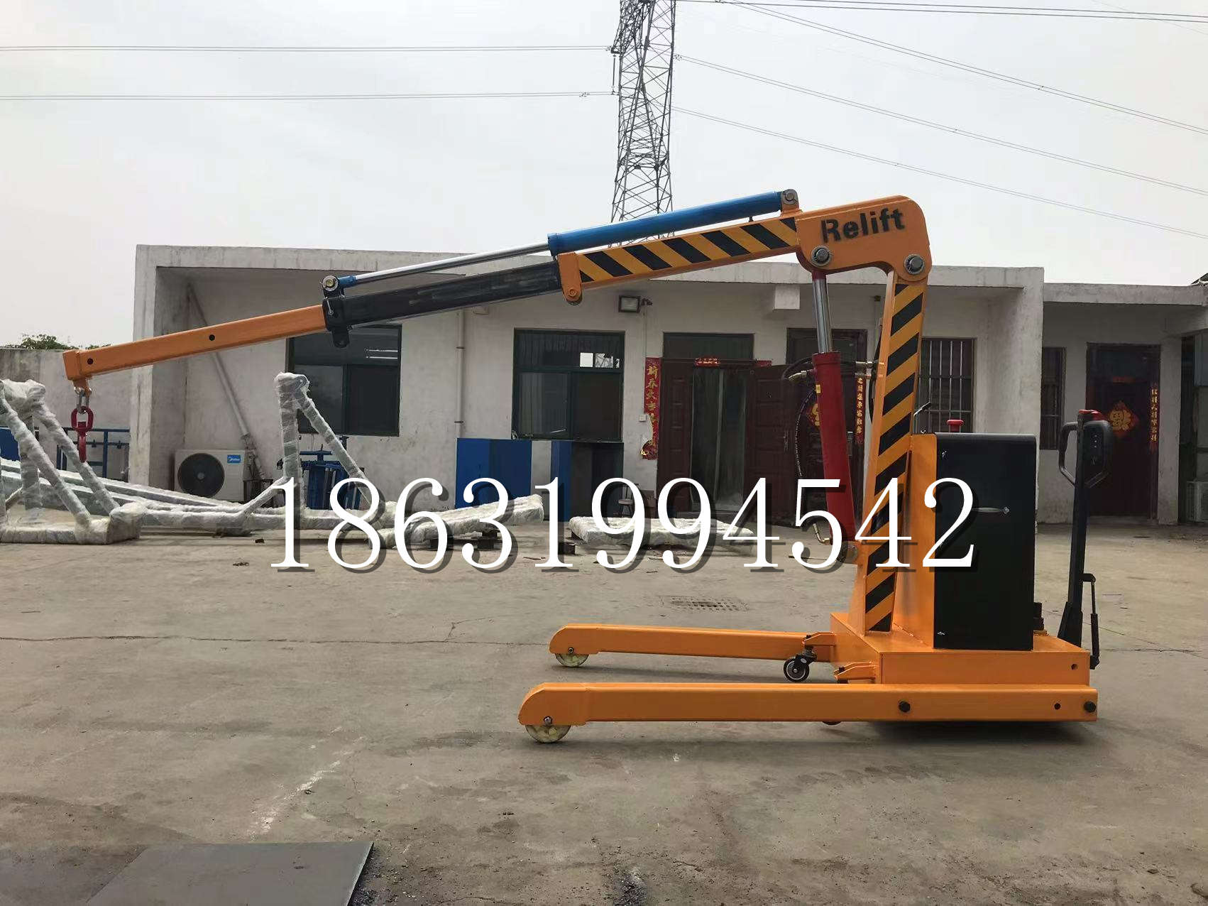 西丰县久征定做3吨三轮随车吊 农用园林绿化移树吊 平板工程用小吊机